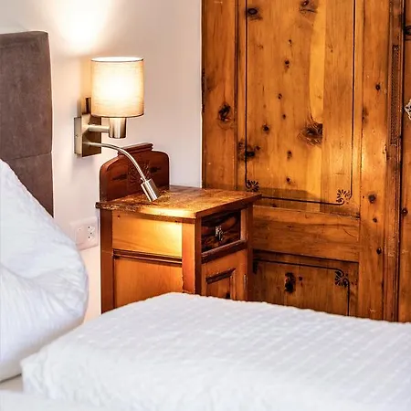 Munsterhof Hotel Mustair